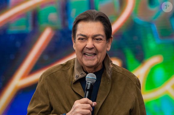 Faustão: assessoria se manifestou sobre a saúde do apresentador horas depois de o jornalista Ricardo Feltrin afirmar que ele estaria ‘em coma, entubado e desenganado’