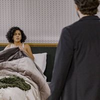 BOMBA DO DIA em 'Vale Tudo' (21 de agosto): Fim do casamento! Afonso flagra Maria de Fátima e esquece 'não transo violência' com surra em César