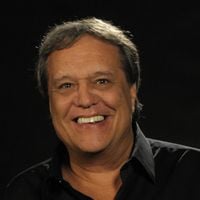 URGENTE! Morre, aos 78 anos, ator e diretor de novelas da Globo Dennis Carvalho. Recorde carreira e veja fotos