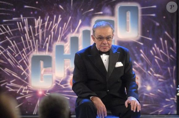 'Terra Nostra' contou com participação especial de Chico Anysio. O mestre do humor morreu em 2012 aos 80 anos por falência múltipla dos órgãos
