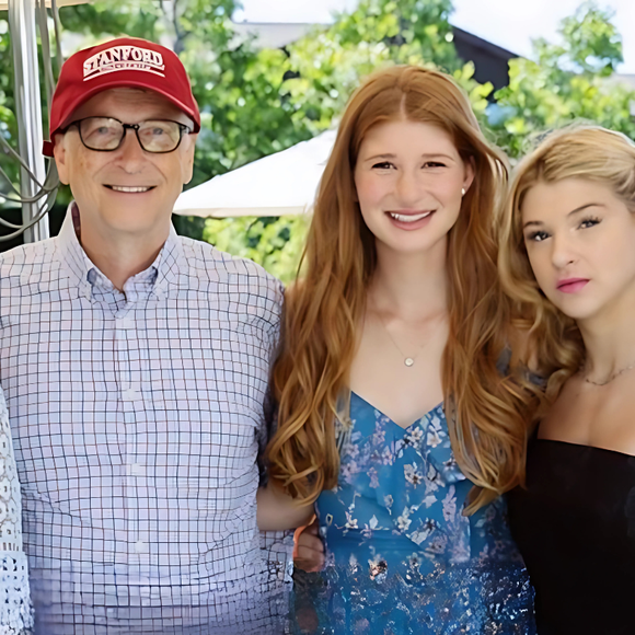 Bill Gates, a ex-mulher Melinda French e os três filhos: Jennifer, Rory e Phoebe