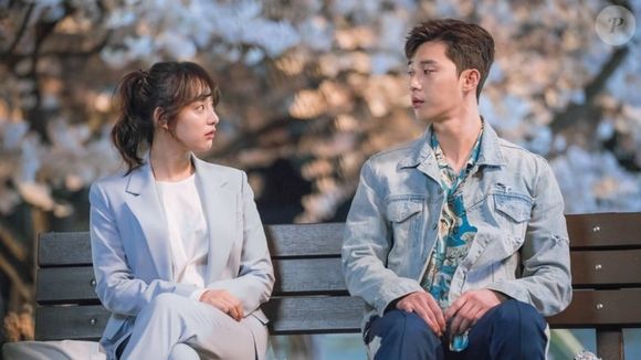 'Lutando Pelo Meu Caminho': Ko Dong-man, um ex-lutador, e Choi Ae-ra, uma atendente com sonhos de ser âncora, lutam para alcançar seus objetivos, enquanto sua amizade se transforma em amor