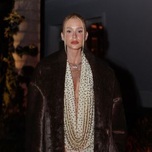 Marina Ruy Barbosa tem explorado a sensualidade em suas escolhas para festas recentes.