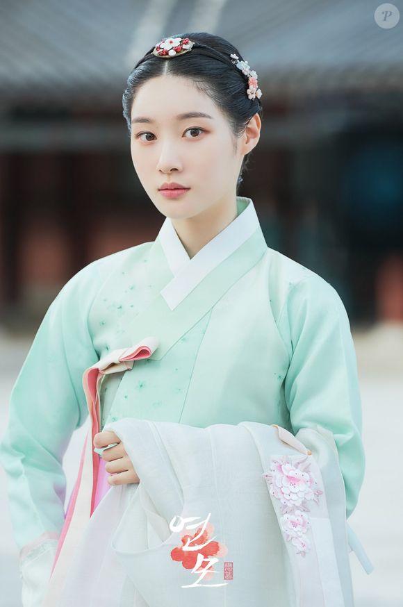 Em 'O Rei de Porcelana', Jung Chae-yeo interpreta a princesa gêmea Dam-yi na juventude, uma nobre que vive escondida