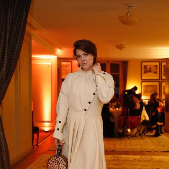 Esta foi a primeira vez que Alice Wegmann assistiu a um desfile de Semana de Moda