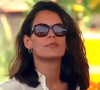 Em 'História de Amor', Paula diz para Carlos que ele bem poderia sentir ciúmes dela.