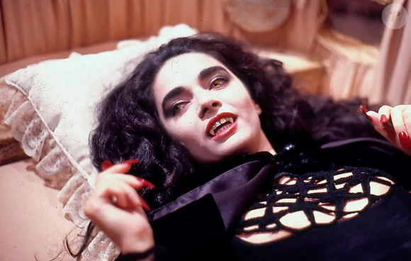 Claudia Ohana contou que passou por perrengue quando interpretou Nattasha em 'Vamp' de 1991