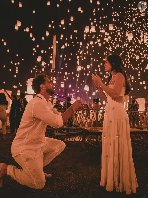 Há um ano, Larissa Manoela e André Luiz Frambach renovaram os votos de casamento na Tailândia