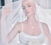 O casamento de Ana Hickmann e Edu Guedes, realizado no último sábado (12), na Fazenda Casa Gialla, em Araras, interior de São Paulo, apostou no branco como protagonista da decoração e do buquê