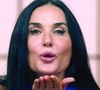 Em Cannes, "A Substância" foi aplaudido por 11 minutos pelos espectadores e também faturou o prêmio de Melhor Roteiro Original, mas não foi bem aceito em outros cantos do mundo, ainda mais em países mais conservadores.
