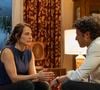 Pedro celebra com Adriana a possibilidade de inocentá-la no caso de Arthur.