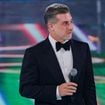Luciano Huck pede para indígenas do Xingu esconderem celulares em gravação do 'Domingão' e explica atitude em comunicado: 'Sempre defendi que...'