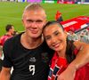 Esposa de Haaland, Isabel parabenizou o atleta após a Noruega eliminar o Brasil da Copa