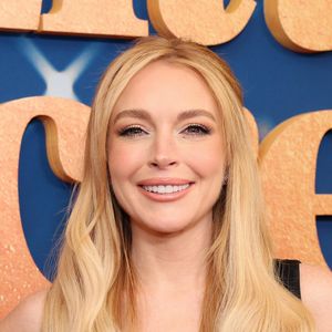 Segundo Lindsay Lohan, o fruto de sua mudança radical é uma rotina saudável e um bom skincare