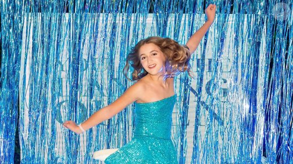 Eva Huck sonha em seguir carreira artística como os pais