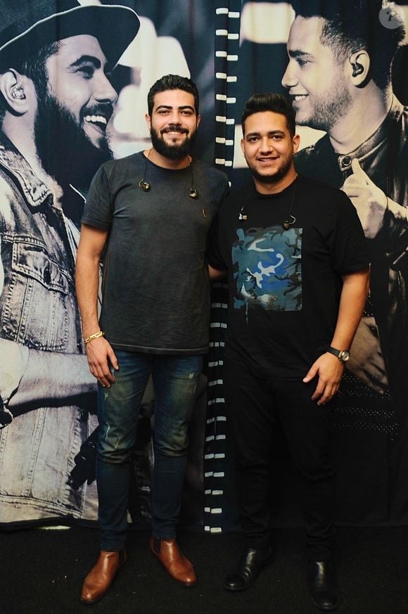 Entre os artistas mais ouvidos do Brasil, Henrique & Juliano viveram momentos de tensão após pouso forçado de helicóptero da família