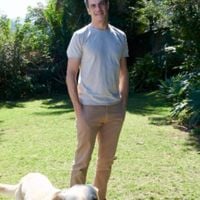 Vista para o mar, 667 m², três suítes e conforto no RJ: mansão de Mateus Solano vai à venda após separação de 15 anos; imóvel de luxo tem Luciano Huck como vizinho