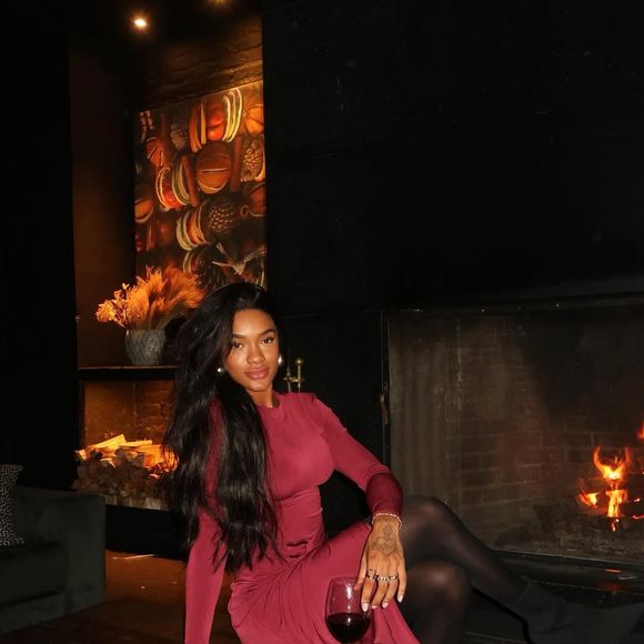 "Uma falta de respeito. O carnaval entra em um lugar das meninas que se preparam o ano inteiro, que fazem aula de para isso, para estar ali, e carregam fantasias pesadíssimas. Parcelam as fantasias. Tem todo um preparo", disparou Patrícia em entrevista