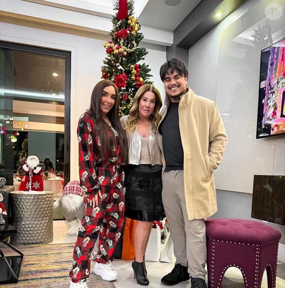 Zilu Godoi passou o natal com o filho caçula, Igor, e a nora, Amabylle Eiroa