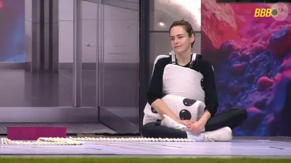 ‘BBB 26’: Ana Paula Renault não deve ser eliminada, já que aparece em último lugar na enquete UOL