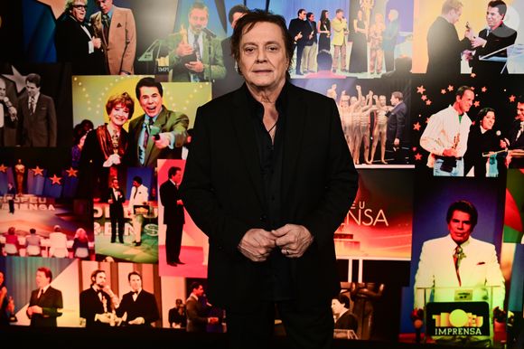 O cantor Fabio Jr também compareceu 55ª edição do Troféu Imprensa no SBT em São Paulo