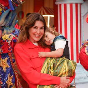 Fernanda Paes Leme e a filha Pilar no aniversário de 1 ano de Bento, filho de Thiaguinho e Carol Peixinho