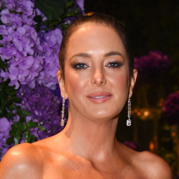 Salário de Ticiane Pinheiro na Record vem à tona: ganhando uma fortuna, saiba até quando apresentadora do 'Hoje em Dia' tem contrato com a emissora