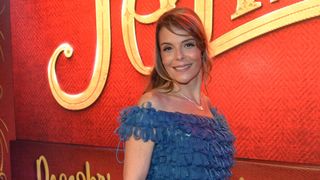 Fora da TV há quase 6 anos, atriz de 'A Viagem' Mylla Christie ganha ação na Justiça por uso indevido de imagem. Saiba valores!