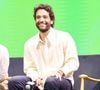 Cauã Reymond ameaçou Humberto Carrão e disse que se o colega de elenco voltasse a tocar em seu braço, partiria para cima dele, segundo a coluna 'Veja Gente'