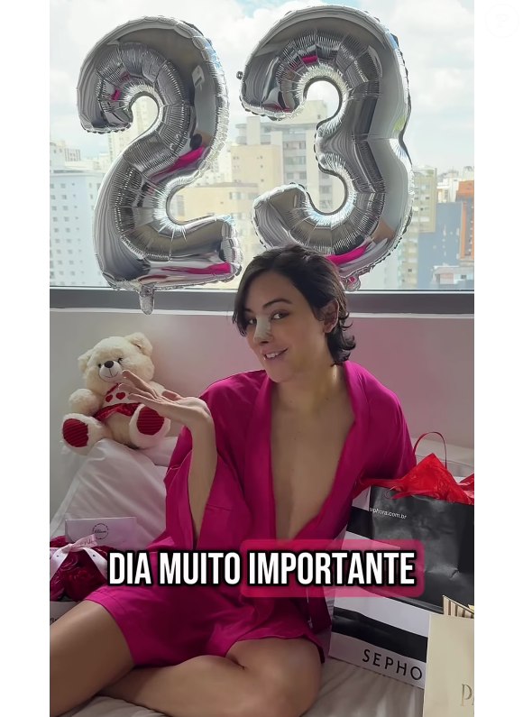 Nesta quinta-feira (20), Zé Longuinho fez uma publicação comemorando o seu aniversário de 23 anos