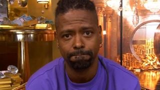 A psicologia diz que as pessoas que ficam quietas nas conversas, em vez de lutarem para serem ouvidas, não são tímidas ou desinteressadas: elas têm um nível de profundidade que a maioria das pessoas já esqueceu como alcançar