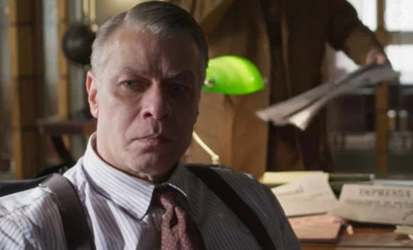 Juliano (Fabio Assunção) reverte o jogo e consegue colocar Clarice (Carol Castro) na cadeia pelo assassinato de Valéria (Julia Stockler) na novela 'Garota do Momento'