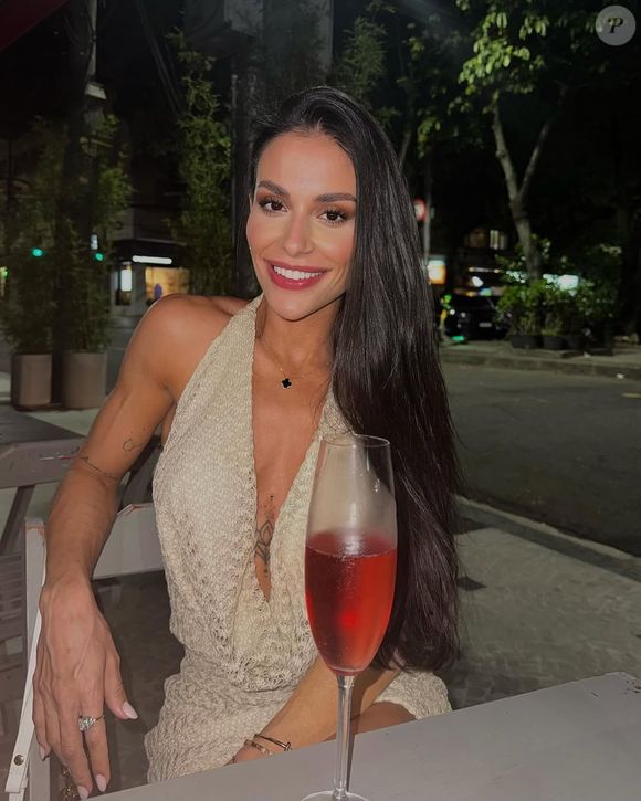 Ex de Thamires Hauck (foto), Marcelinho Calil namora agora a porta-bandeira Marcella Alves, do Salgueiro