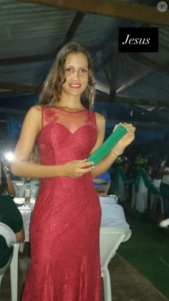 Mulher de Amado Batista abriu baú de fotos e surpreendeu com fala sobre si mesma: 'Esqueci o tanto que era feia'