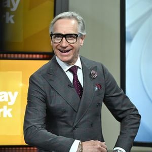 Paul Feig demonstrou apoio à Blake Lively.