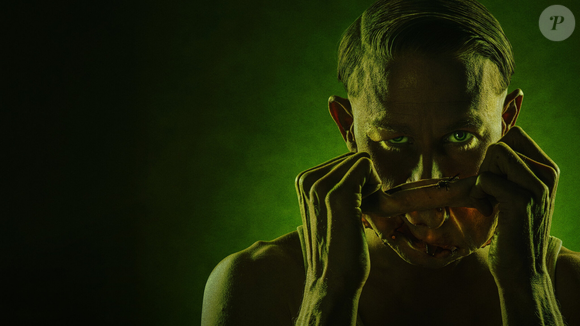 Cena da série da Netflix mostra os crimes macabros de Ed Gein nos anos 1950