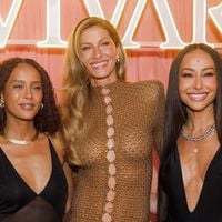 Laços, brilhos e transparências: 25 fotos dos looks de Gisele, Marina Ruy Barbosa, Taís Araújo, Sabrina Sato e mais famosas em noite de luxo em SP