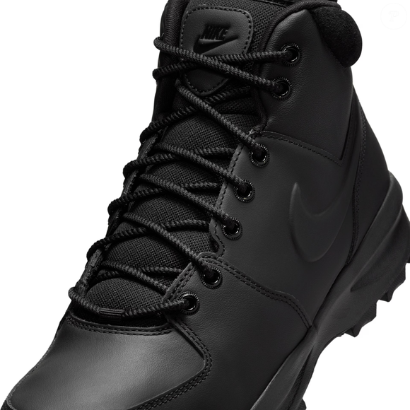 Mais do que um simples tênis, o Nike Manoa Masculino aposta em uma estética inspirada no estilo gorpcore. A língua engomada ajuda a proteger contra detritos, enquanto o design acolchoado reforça a sensação de conforto nos dias frios