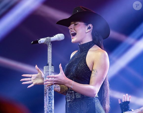 Ana Castela ‘foi no meu camarim depois do show dela e falou: ‘ai, eu queria tanto cantar numa música e ninguém saber que sou eu’’, conta Pedro Sampaio