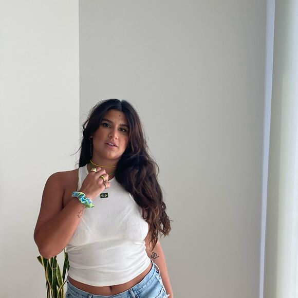 Apesar da conquista, Giulia Costa já disse em entrevistas que lidou com a falta de pertencimento no mercado