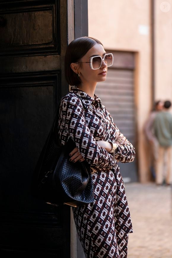 Peça-chave do armário: versátil e atemporal, o modelo em couro PU preto funciona do escritório ao pós-expediente