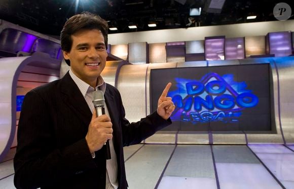 Celso Portiolli apresenta o 'Domingo Legal' desde julho de 2009