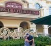 O Dollywood, parque temático que leva o nome de Dolly Parton, reúne mais de 10 montanhas-russas, atrações infantis, espetáculos e áreas inspiradas na cultura do leste do Tennessee, estado natal da cantora