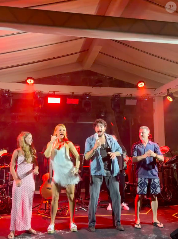 A família de Luciano Huck esteve presente em uma festa de Virgínia e Vini Jr. em Trancoso, na Bahia