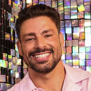 Cauã Reymond levou 14 pontos na cabeça quando criança e tinha hábito bem incomum para dormir. Veja 7 curiosidades