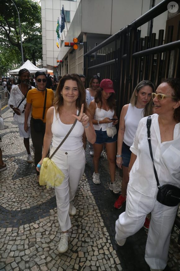 Claudia Abreu no Ato Musical pela Democracia, em Copacabana
