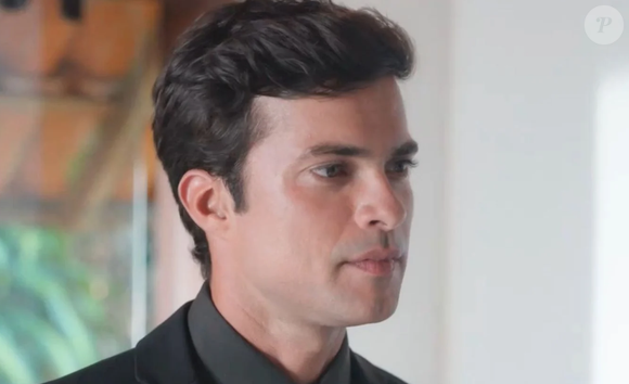 Victor Sparapane é Sebastião Torres na série A Vida Secreta do Meu Marido Bilionário