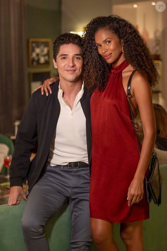 Noivado de Rafael e Andreia vai ficar ameaçado depois que Pilar descobrir o passado da jovem