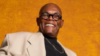 Poderoso! Aos 77 anos, Samuel L. Jackson embolsa fortuna milionária sem fazer nenhum filme e valor vai te surpreender
