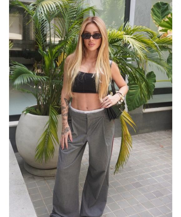 Filha de Karoline Lima estaria recebendo, segundo a mãe, menos de R$ 10 mil de pensão do pai, Éder Militão, mas Tainá Costa, atual dele teria negado em áudio polêmico